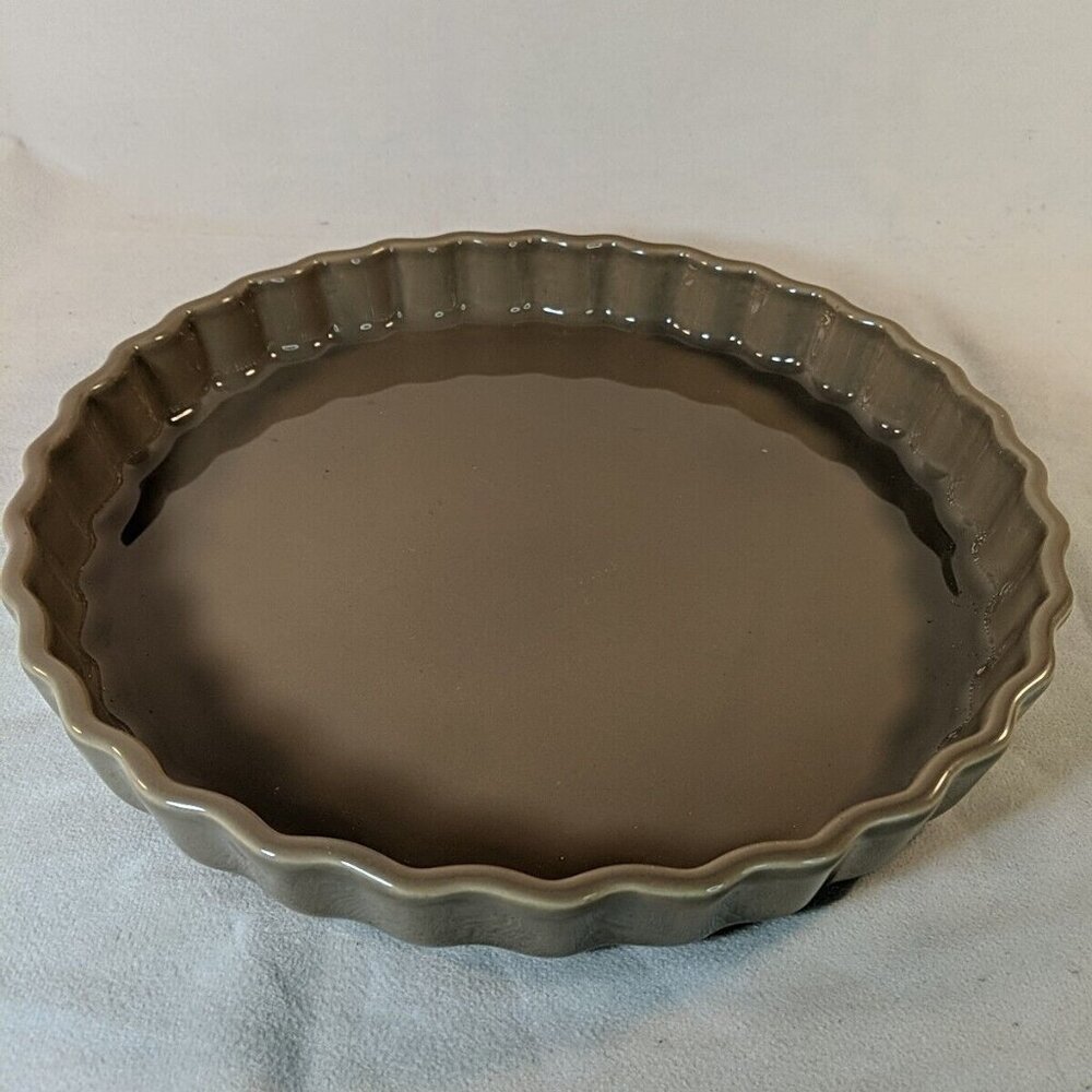 Emile Henry France 6000 11.5" Fluted Tart Dish Ceramic Quiche Taupe Brown Baking